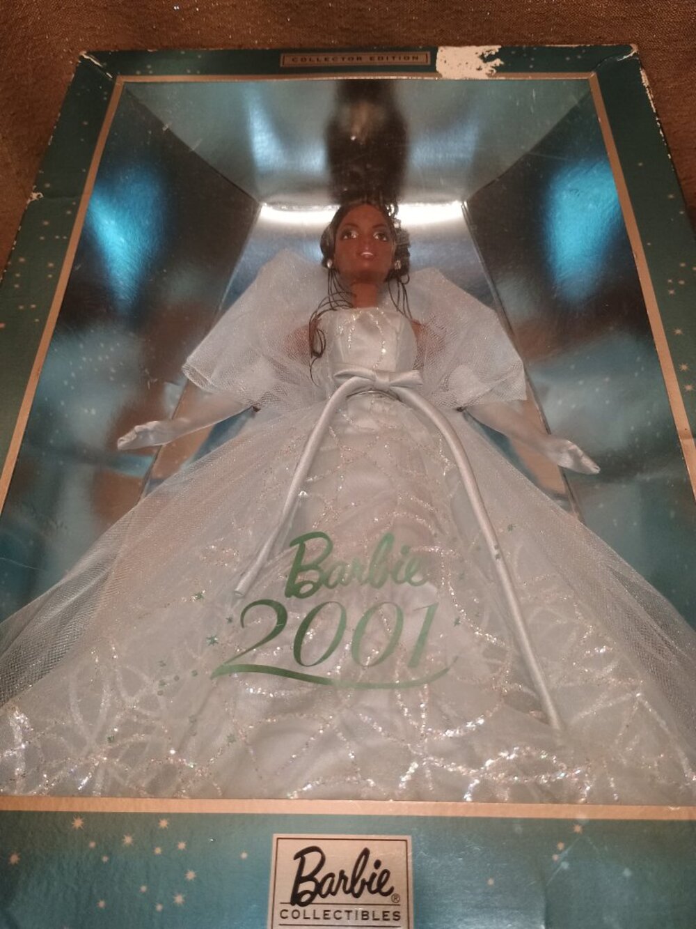 Barbie/ 2001 Collector Edition Doll. - Picture 5 of 5